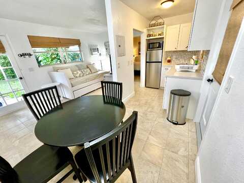 437 W Rambling Drive, Wellington, FL 33414