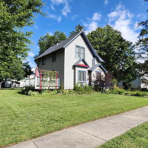 520 N Franklin Street, Poynette, WI 53955