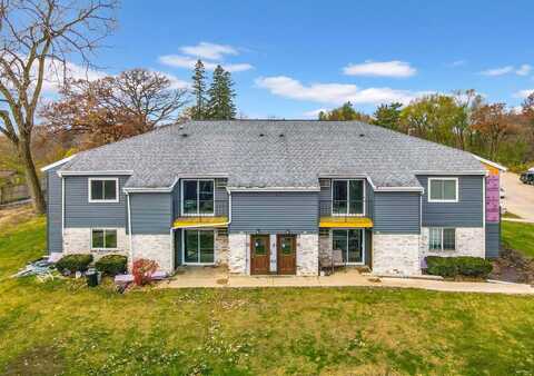 605 Whispering Pines Way, Fitchburg, WI 53713