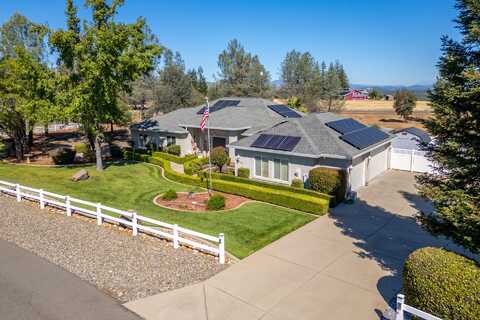 16550 Bamboo Court, Anderson, CA 96007