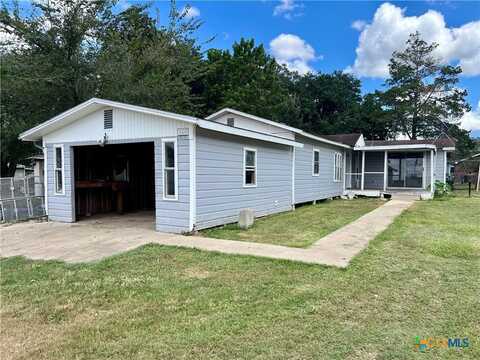 360 Ball Park Road, Goliad, TX 77963