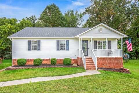 4980 Fiddlers Run Drive, Kernersville, NC 27284