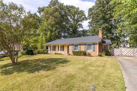 4 Wordsworth Court, Greensboro, NC 27455