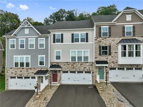 135 Moyer Hill Dr, Cranberry Twp, PA 16066