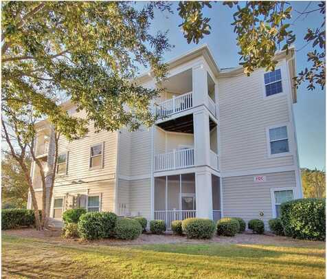 1300 Park W Boulevard, Mount Pleasant, SC 29466