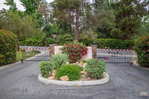 13160 Game Set Way, Bakersfield, CA 93306