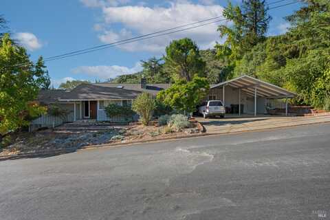 1101 Maple Avenue, Ukiah, CA 95482