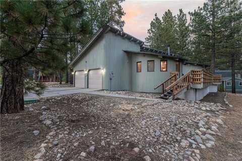 520 Pinewood Court, Big Bear City, CA 92314