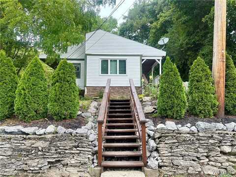 116 East Avenue, Newstead, NY 14001