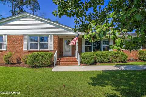 132 Shore Drive, Beaufort, NC 28516