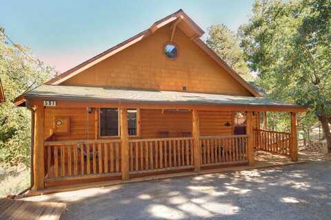 501 Villa Grove Avenue, Big Bear City, CA 92314