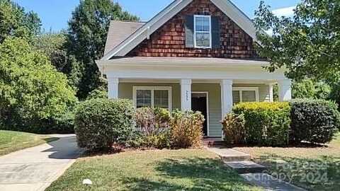 3235 Hiram Street, Charlotte, NC 28208