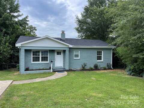 647 Reeves Court, Charlotte, NC 28208