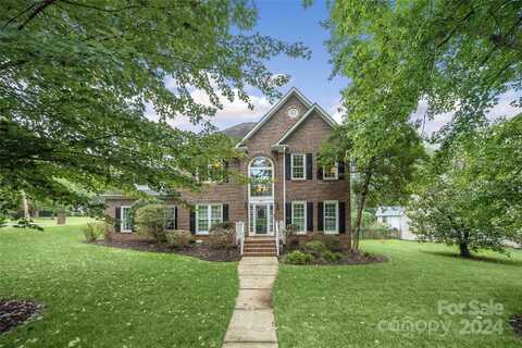 4401 Charlestowne Manor Drive, Charlotte, NC 28211