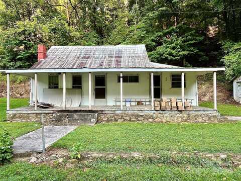 851 Lower Shut In Road, Hot Springs, NC 28743