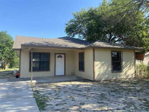 1007 E Chapoy, Del Rio, TX 78840