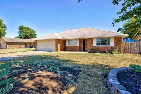 113 N Burdel Ln, Enid, OK 73703