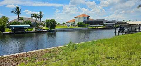 625 NW 36 Place, Cape Coral, FL 33993