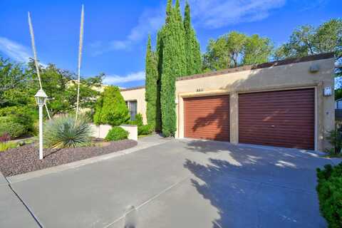 8611 BRANDYWINE Road NE, Albuquerque, NM 87111