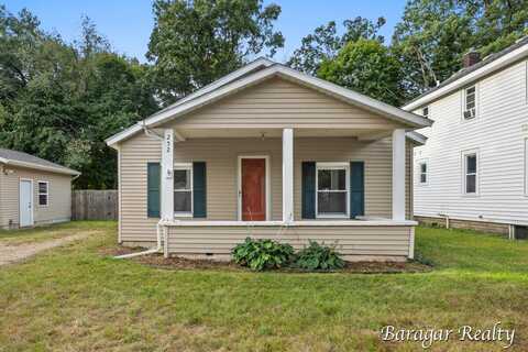 252 Wilbur Street SE, Grand Rapids, MI 49548