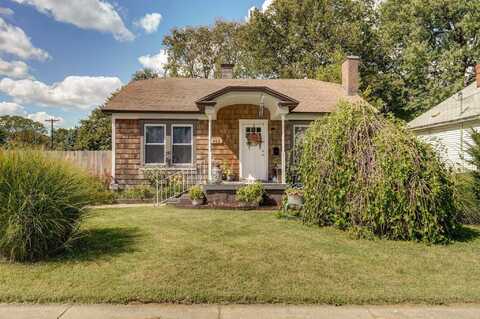 953 S Weaver Avenue, Springfield, MO 65806