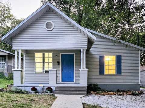 2121 N Elizabeth Avenue, Springfield, MO 65803