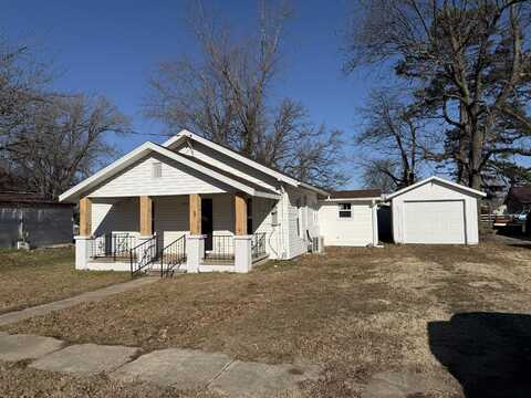 206 W Third Street, Miller, MO 65707