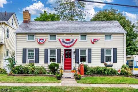 7 Liberty St, Newton, NJ 07860