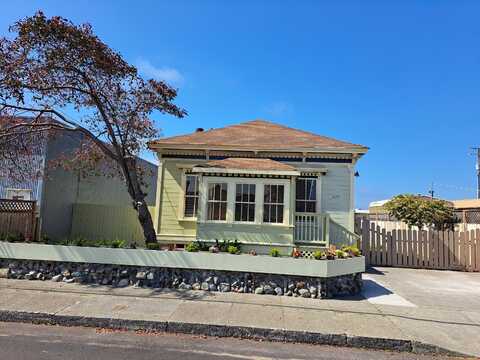 1825 2nd Street, Eureka, CA 95501