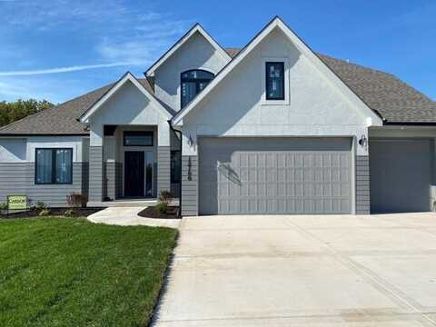 5126 NW Montebella Drive, Riverside, MO 64150