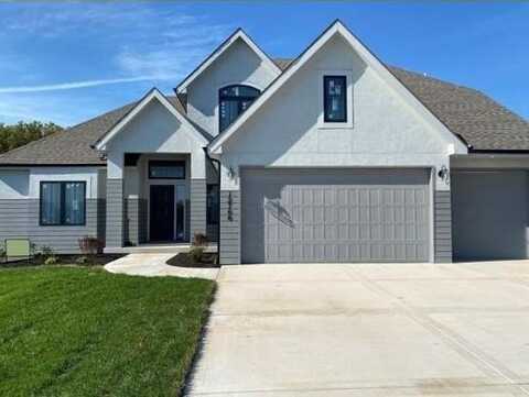 13494 Terrace Park Drive, Parkville, MO 64152