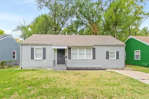 7748 Paseo Boulevard, Kansas City, MO 64131