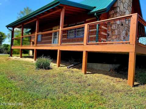 402 Pickens Gap Rd, Seymour, TN 37865