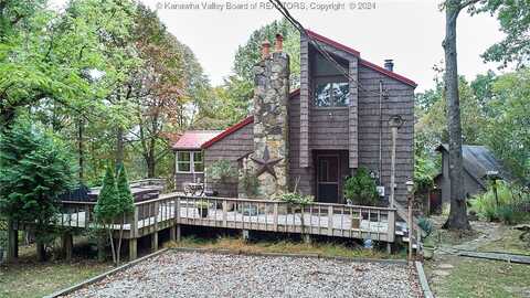 738 Zion Ridge Road, Gay, WV 25251