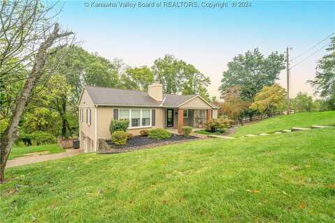 1713 Rolling Hills Road, Charleston, WV 25314