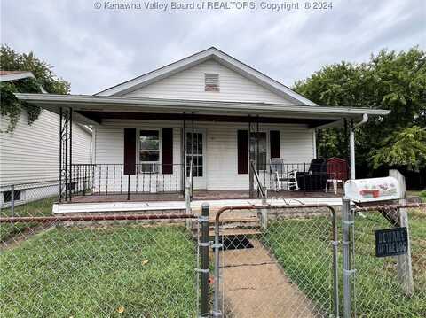 123 10th Avenue, South Charleston, WV 25303