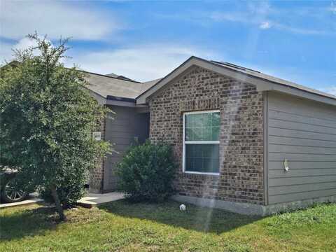 4001 Cressler LN, Jarrell, TX 76537