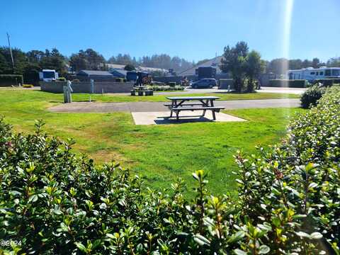 6225 N Coast Hwy, Lot 103, Newport, OR 97365