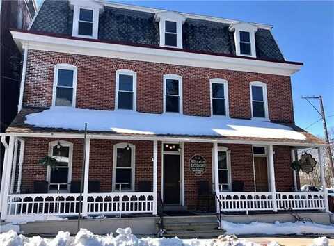 106 South Main Street, Alburtis, PA 18011