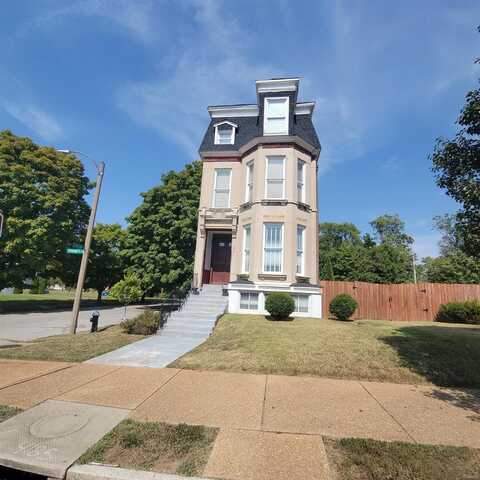 3761 Finney Avenue, Saint Louis, MO 63113