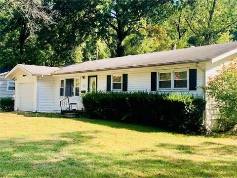 206 Forestwood Drive, Ferguson, MO 63135