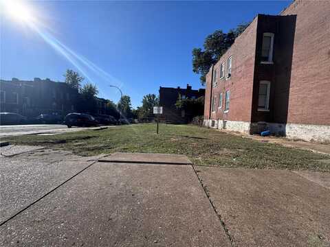 4559 S Compton Avenue, Saint Louis, MO 63111