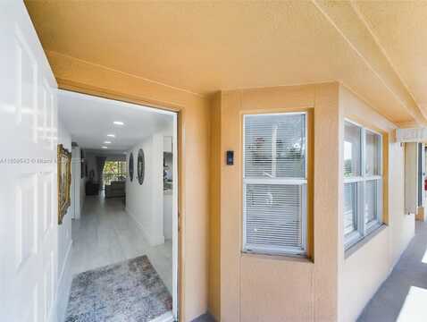 601 SW 141st Ave, Pembroke Pines, FL 33027