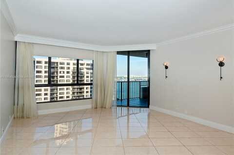 520 Brickell Key Dr, Miami, FL 33131