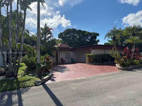 5115 Yellow Pine Ln, Tamarac, FL 33319