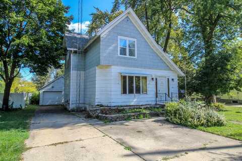 405 Union St, Johnson Creek, WI 53038