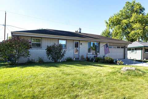 N65w24143 Elm Ave, Sussex, WI 53089