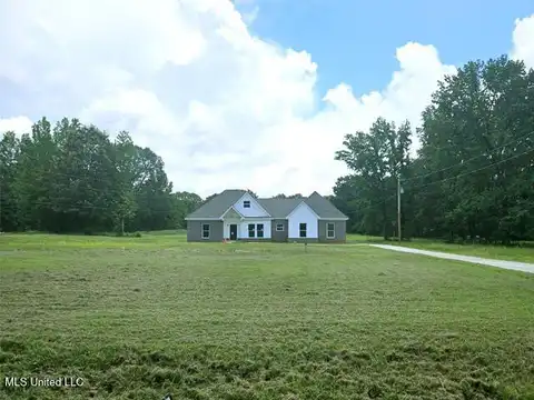5700 Myers Road, Byhalia, MS 38611