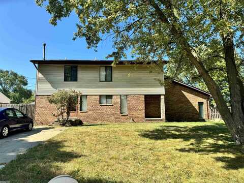 38615 Meadowdale, Clinton Township, MI 48036