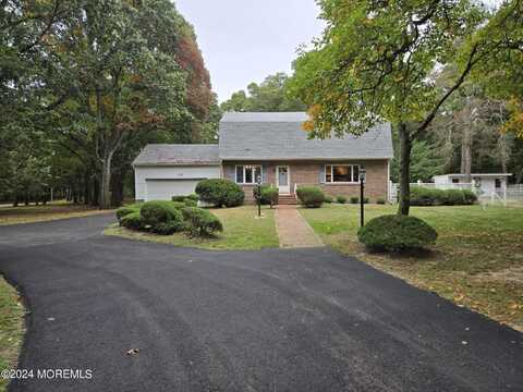 318 Riverdale Avenue, Tinton Falls, NJ 07724